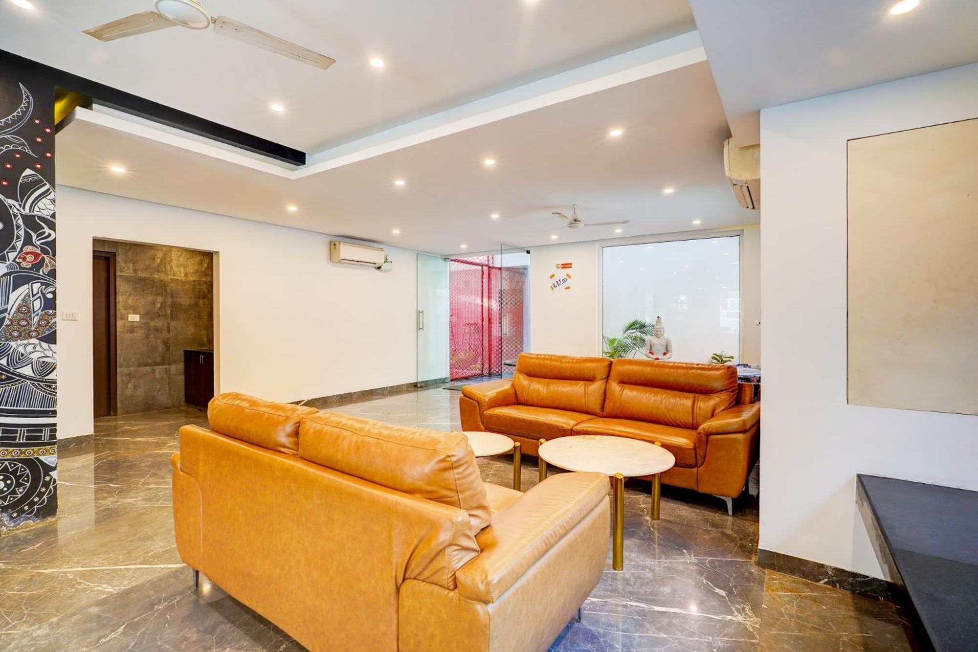 Townhouse Hebbal Bhadrappa Layout Bangalore Exterior photo